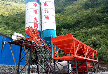 HZS35混凝土搅拌站(图2) 水电九局35混凝土搅拌站